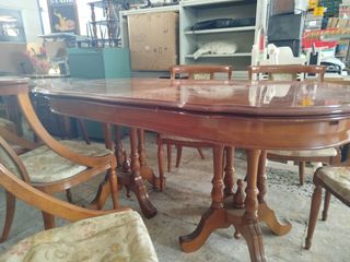 Mesa comedor + 6 sillas clásicas