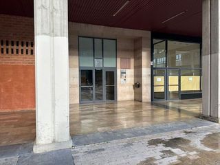 Oficina en alquiler en Ermitagaña - Mendebaldea en Pamplona