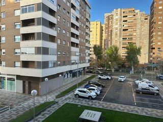 Oficina en alquiler en Ermitagaña - Mendebaldea en Pamplona