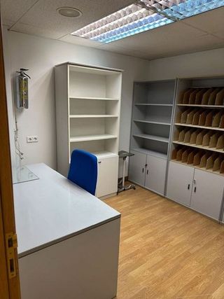 Oficina en alquiler en Ermitagaña - Mendebaldea en Pamplona