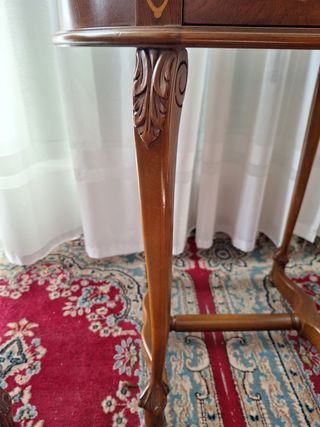 Mesita madera ovalada