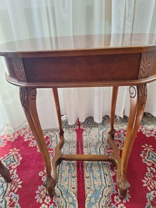 Mesita madera ovalada