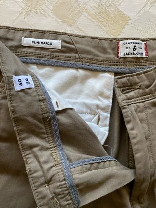Pantalones Jack&Jones beige. Slim.
Talla 30-34