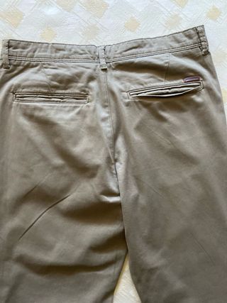 Pantalones Jack&Jones beige. Slim.
Talla 30-34