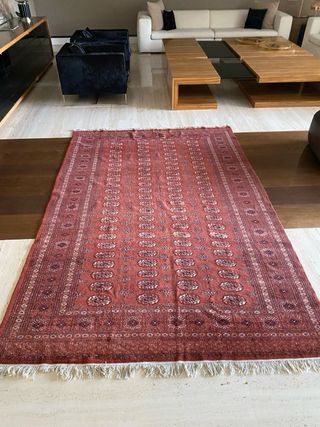 Tappeto persiano in seta annodata a mano