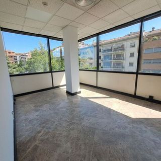 Oficina en alquiler en Milagrosa en Pamplona