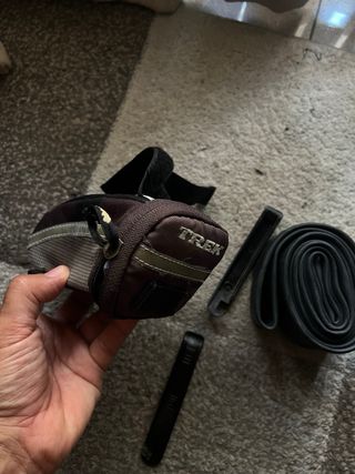 Bolsa sillín bici Trek + extras