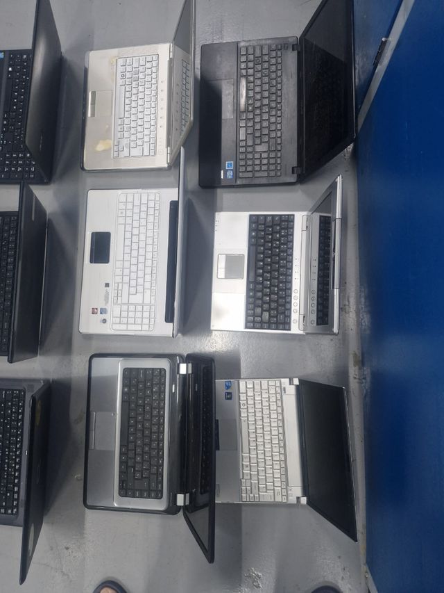 15Portátiles grandes 5 pequeños