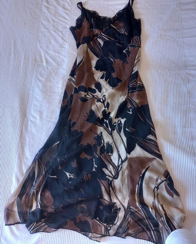 Vestito elegante marrone e nero