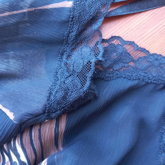 Vestito elegante marrone e nero