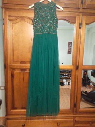 Vestido fiesta largo verde pedrería