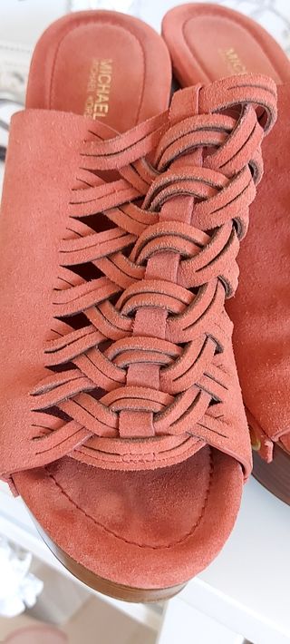 Zuecos Michael Kors rojos, talla 38