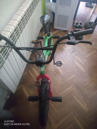 Bicicleta Freestyle Verde