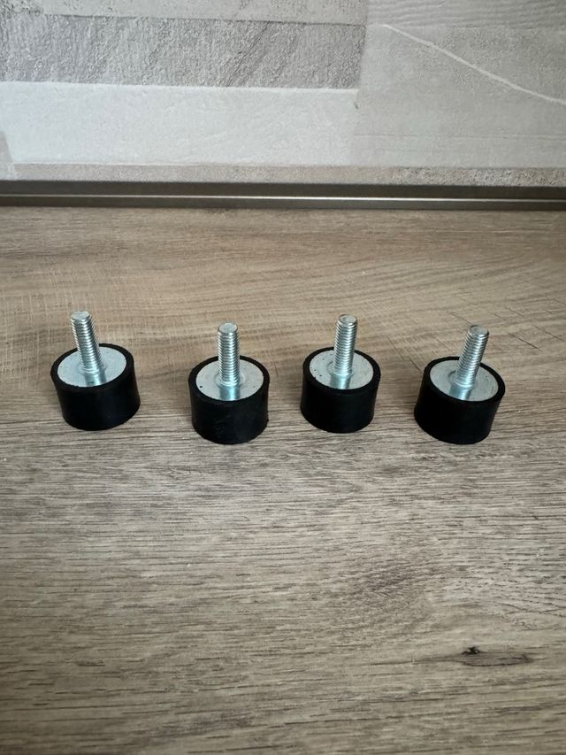 4 Piedini Antivibranti per Macchine