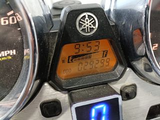 Yamaha XJR 1300 azul