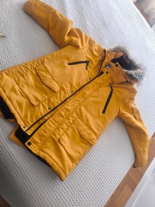 Abrigo niño amarillo 11-12 años