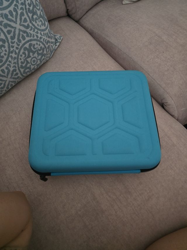 Funda rígida azul Nintendo Switch