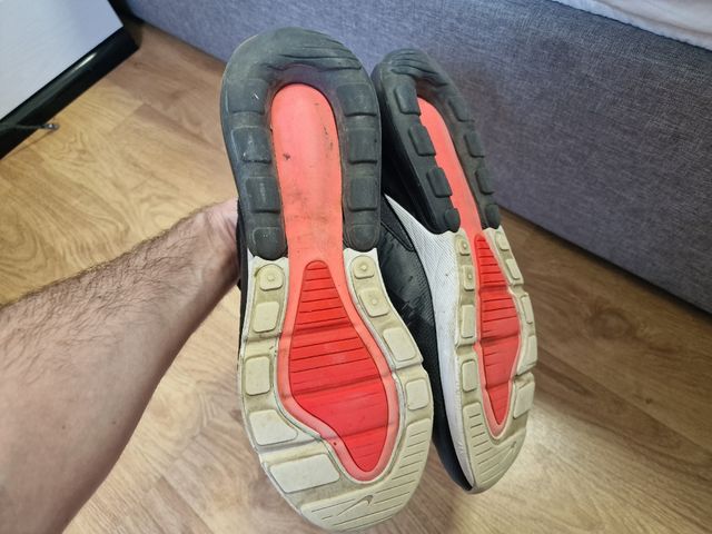 Zapatillas Nike Air Max 270 - Negras