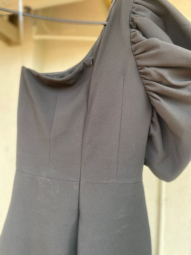 Vestido negro fiesta con