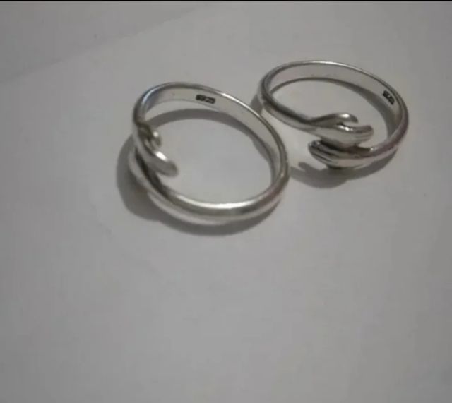 Anillo del abrazo en  plata 925