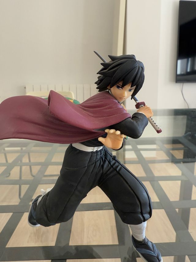 Figura Giyu Tomioka Demon Slayer