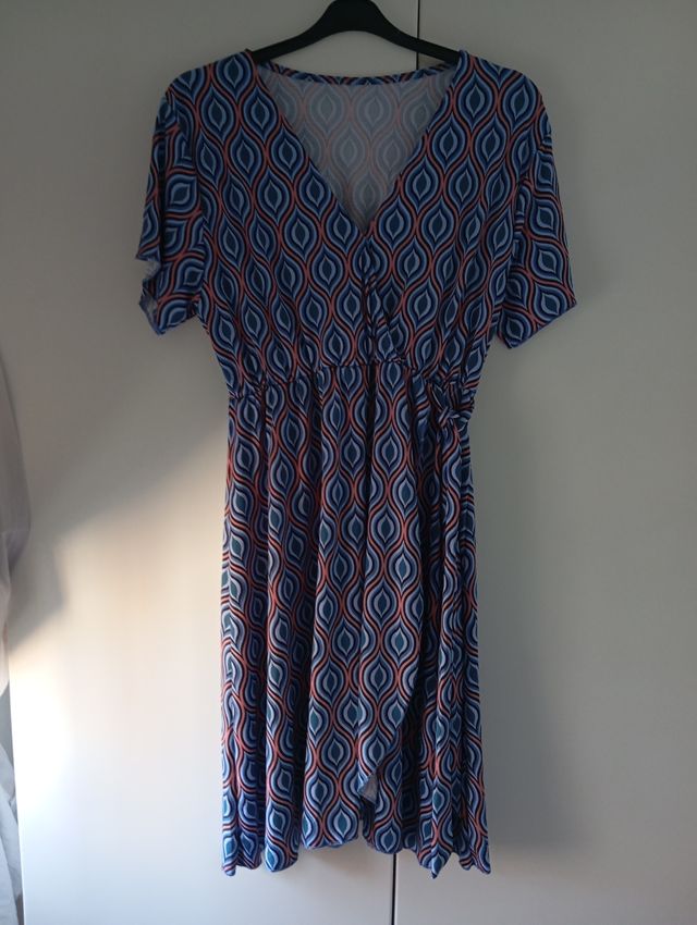 Vestido estampado azul y rosa