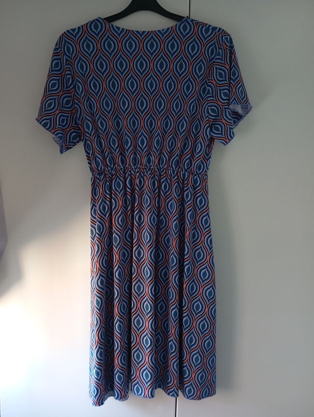 Vestido estampado azul y rosa