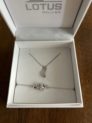 Juego Lotus Silver: Collar y Pulsera
