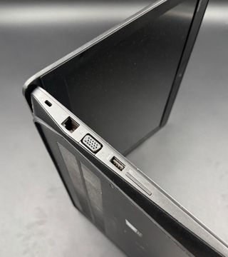 HP ZBook 15 G3 - Portátil Preto