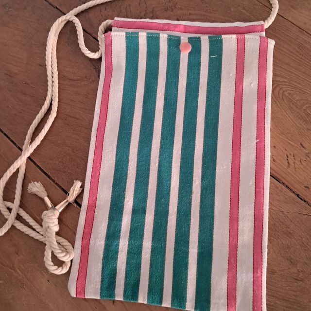 Bolso móvil rayas rosa-verde agua