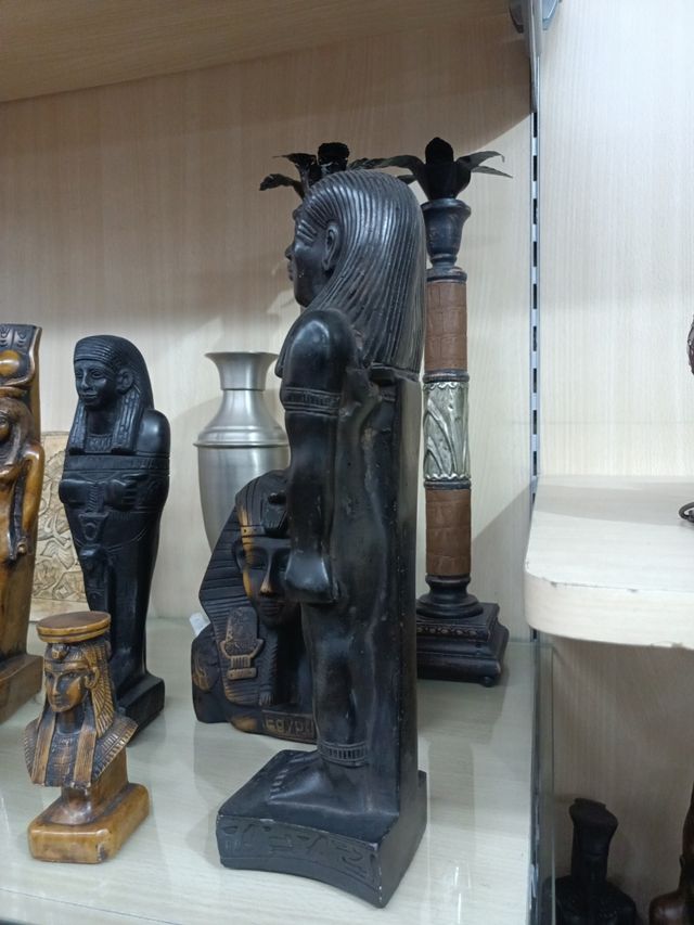 Figura Faraón Egipcio - Piedra Negra. Nueva.