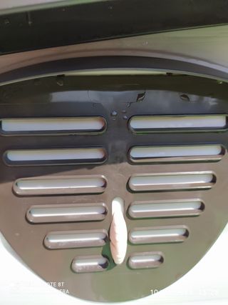 Casetta per animali - marrone e bianca