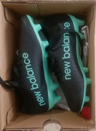 Botas fútbol New Balance - Nuevas