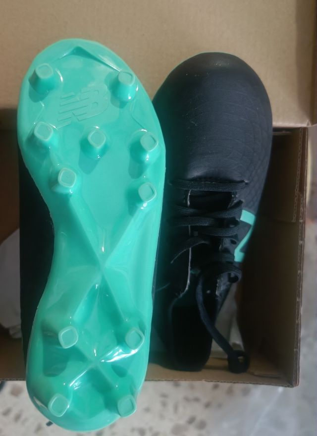 Botas fútbol New Balance - Nuevas