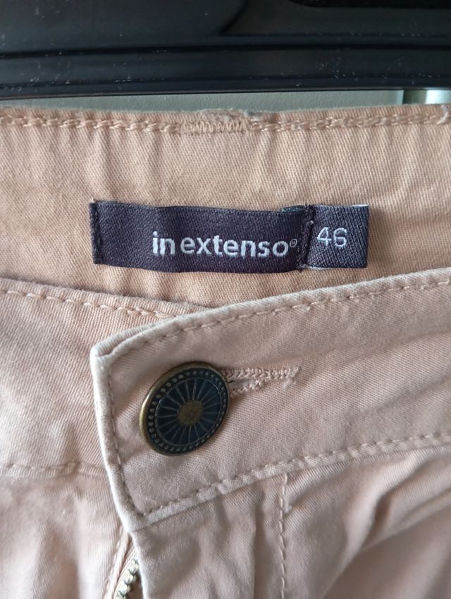 Pantalón corto beige