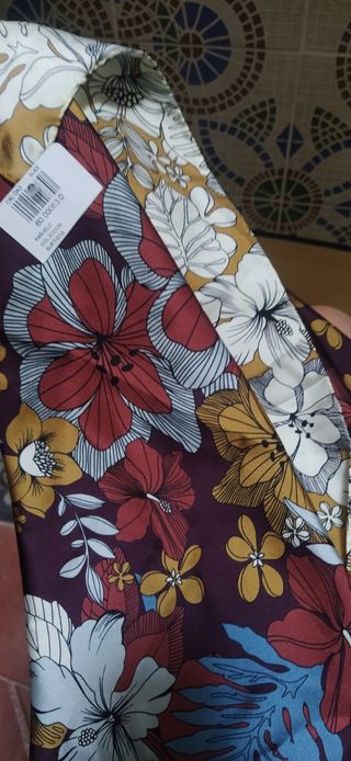 Pañuelo seda flores multicolor