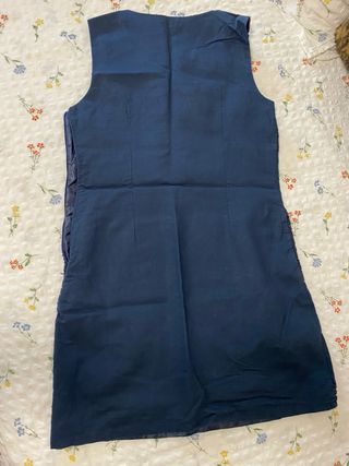 3 Faldas - Mango, Naf Naf - Talla 40
vestido azul 