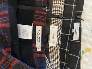 3 Faldas - Mango, Naf Naf - Talla 40
vestido azul 