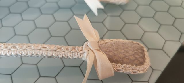 Hormas zapatos beige/doradas