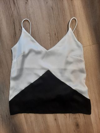 Blusa blanca y negra tirantes