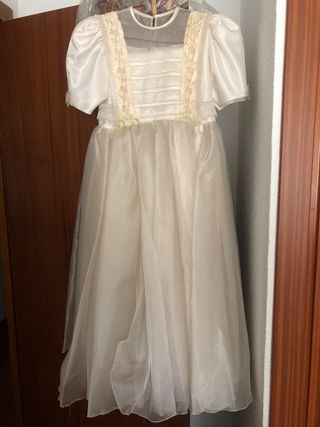 Traje comunión niña beige