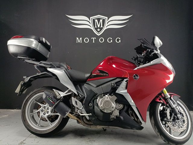 HONDA VFR1200F DCT