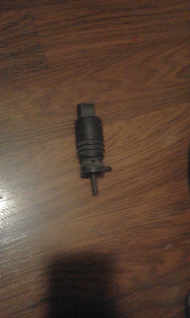 Bomba limpiaparabrisas Mercedes CL203