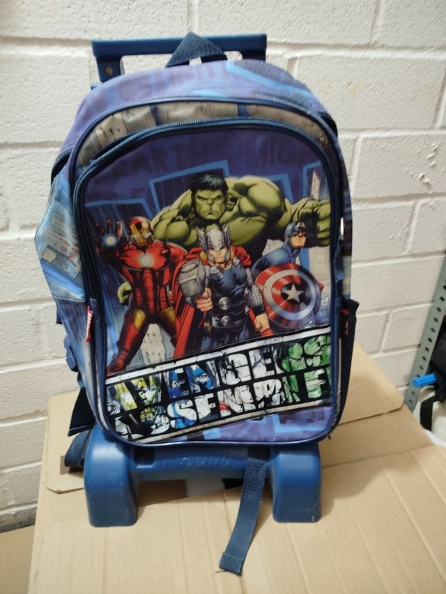 Mochila escolar con ruedas Avengers