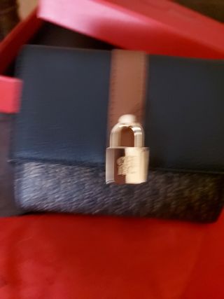 Cartera Carolina Herrera - Negra y Marrón