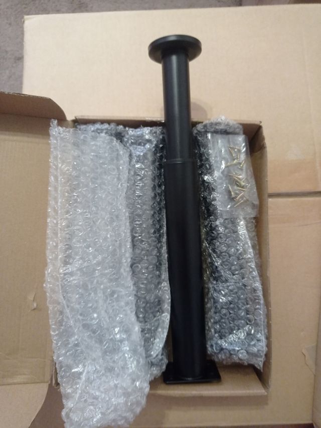 Patas regulables - Muebles 4uds