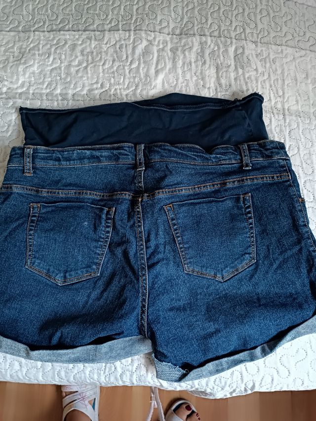 Shorts premamá azules