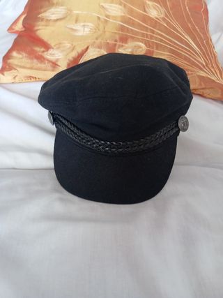 Gorra marinera Bershka negra