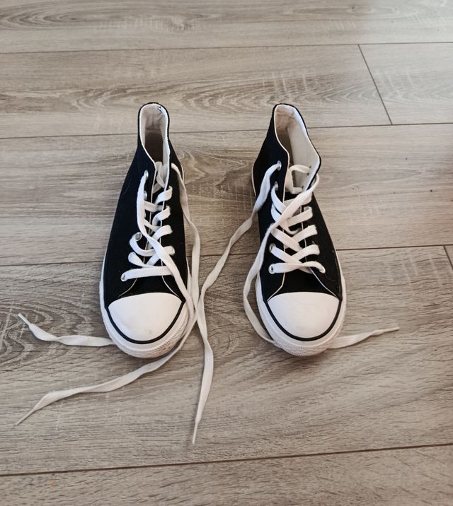 Zapatillas negras altas
