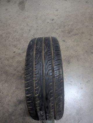 Rueda 15" con neumático Powermax